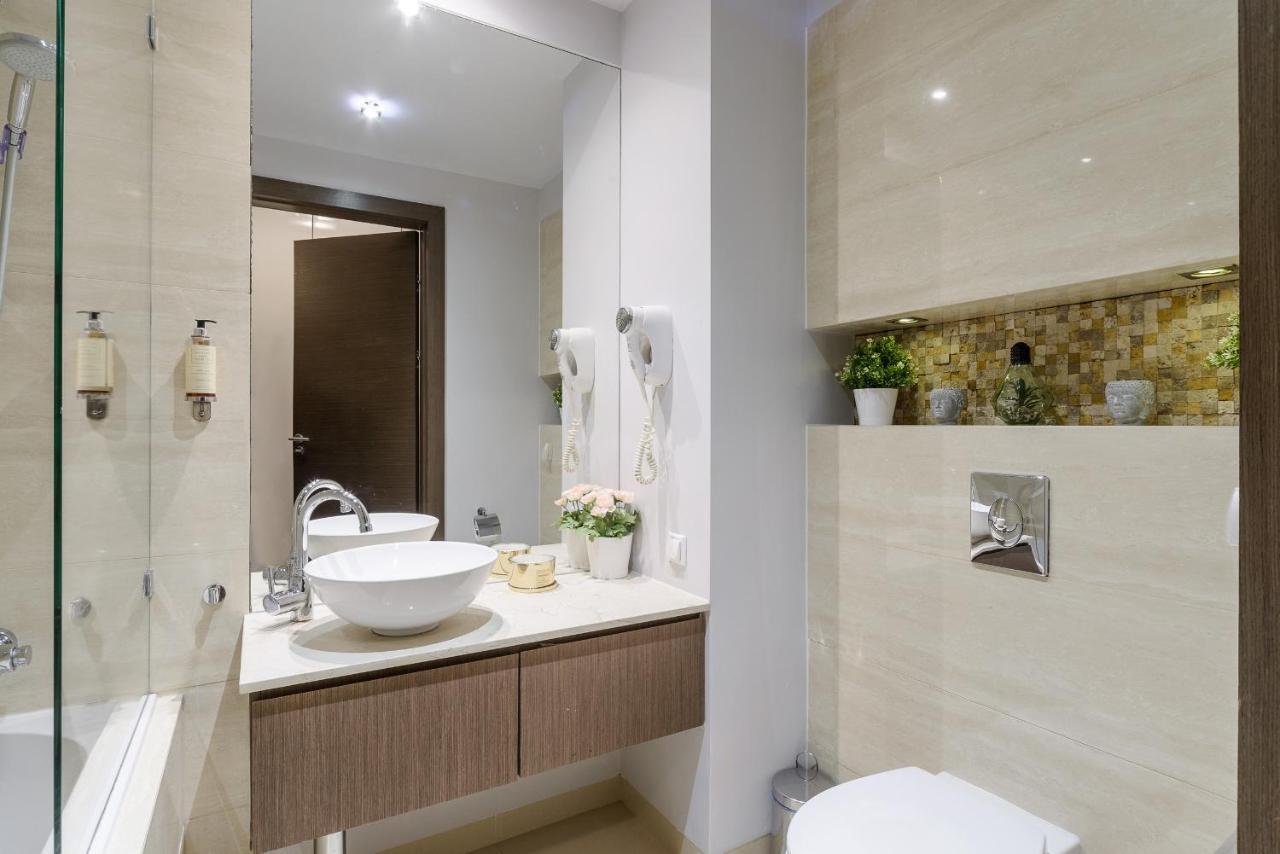 Luxury Apartments In Platinum Tower Varsó Kültér fotó