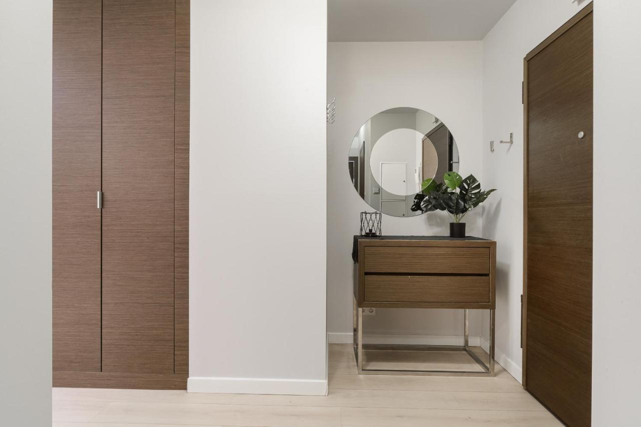 Luxury Apartments In Platinum Tower Varsó Kültér fotó