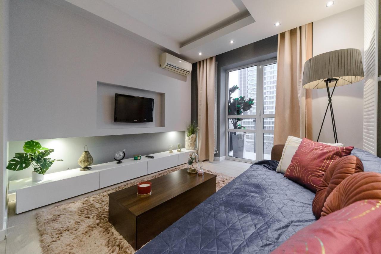 Luxury Apartments In Platinum Tower Varsó Kültér fotó