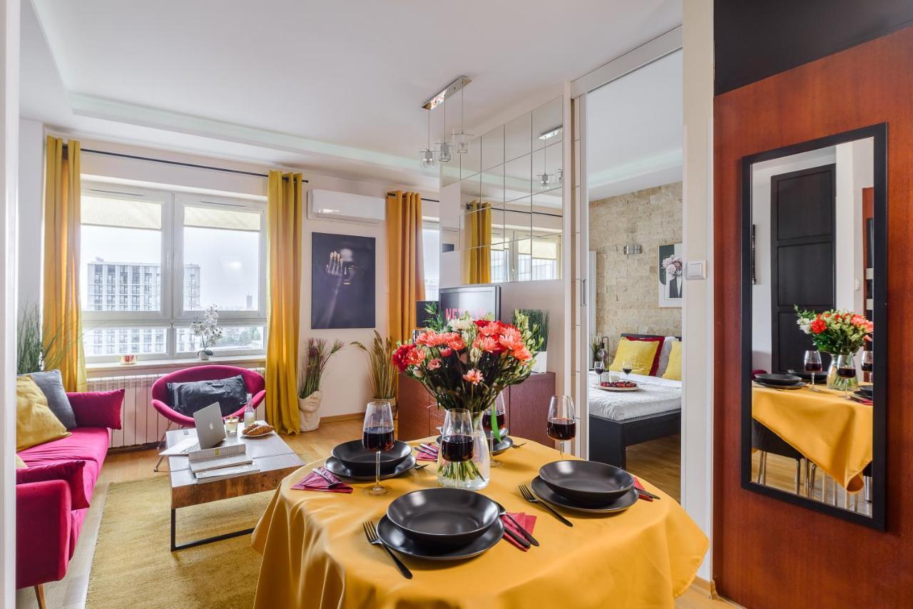 Luxury Apartments In Platinum Tower Varsó Kültér fotó