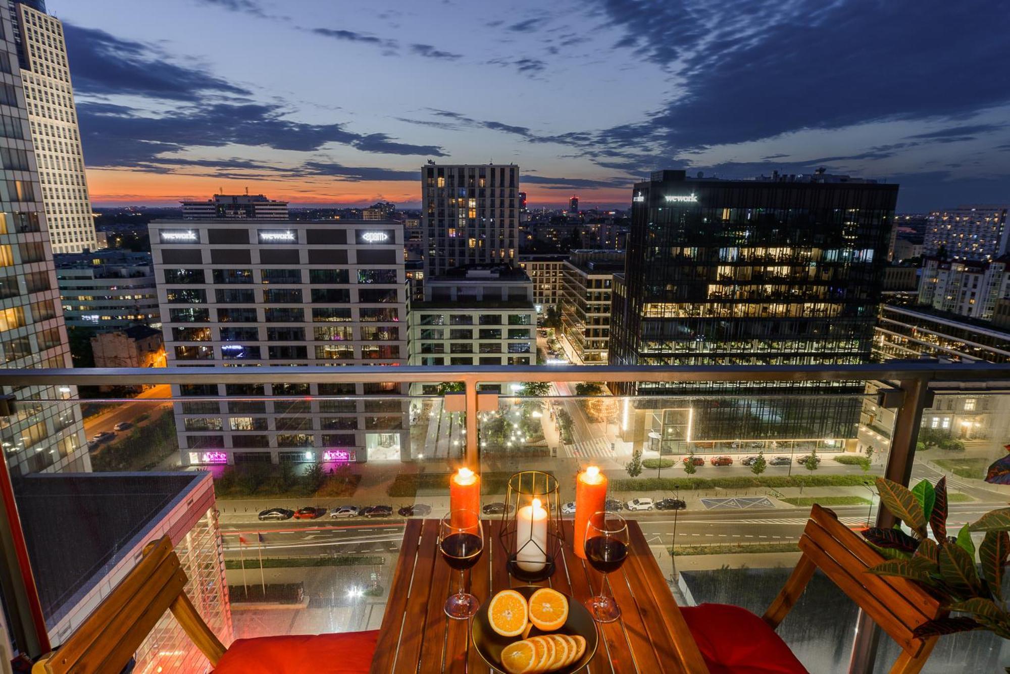Luxury Apartments In Platinum Tower Varsó Kültér fotó
