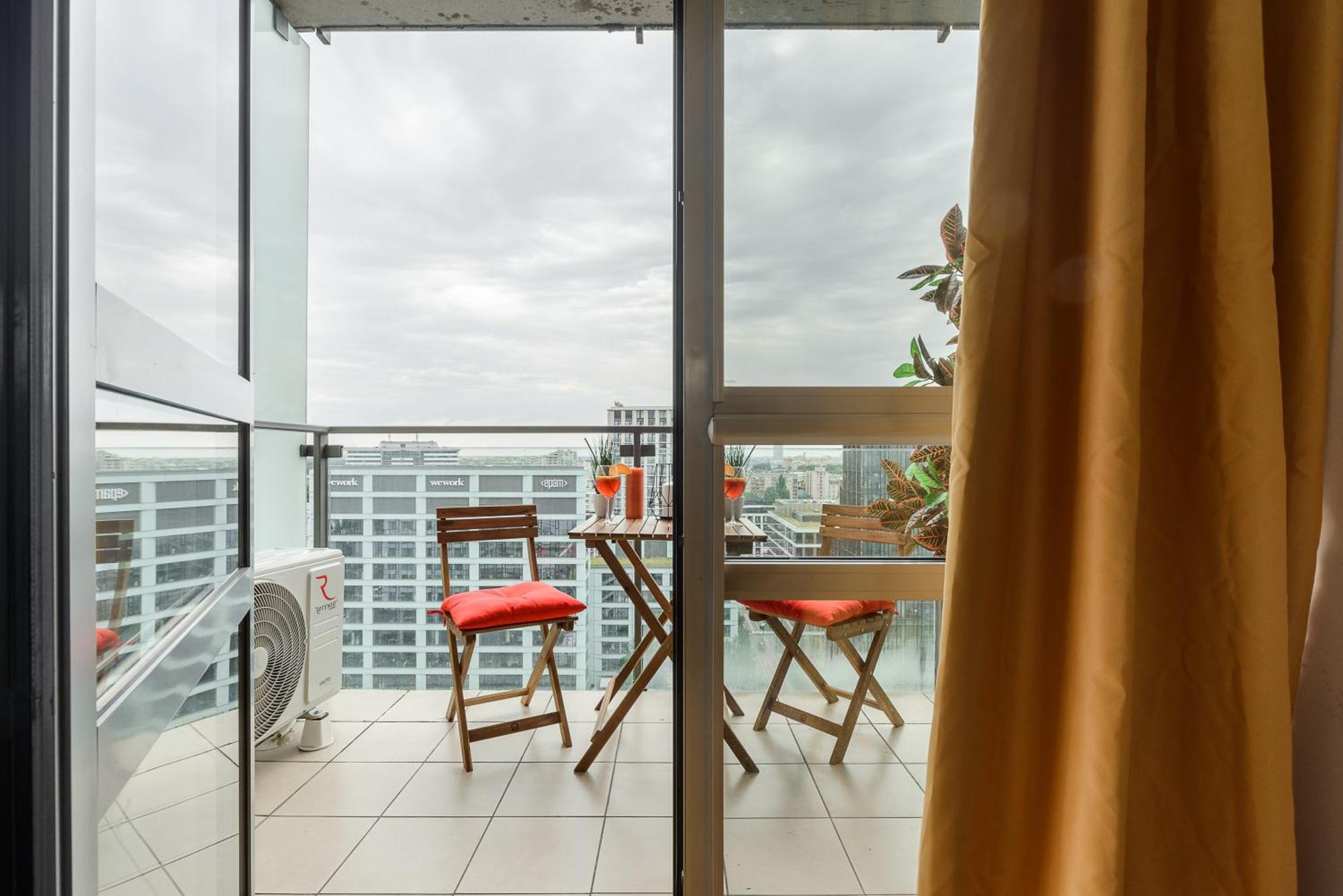 Luxury Apartments In Platinum Tower Varsó Kültér fotó